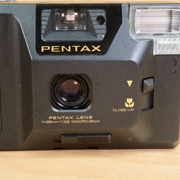 Pentax Pino 35S 35mm Point and Shoot Film Camera / Vintage Compact, Japan - Picture 2 of 5